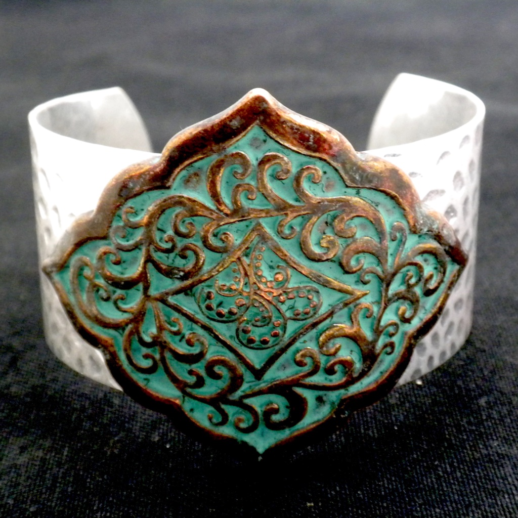 Stunning Patina Womens Bracelet 27$